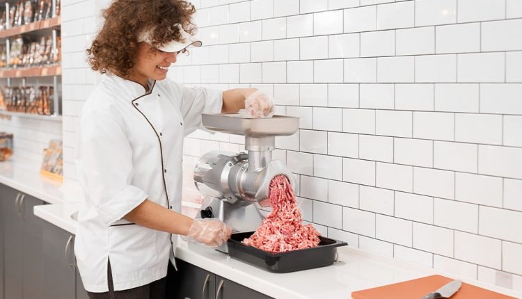 بهترین چرخ گوشت چی بخرم؟