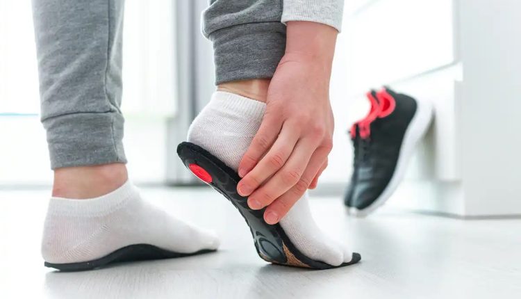 بهترین کفی طبی برای پای صاف