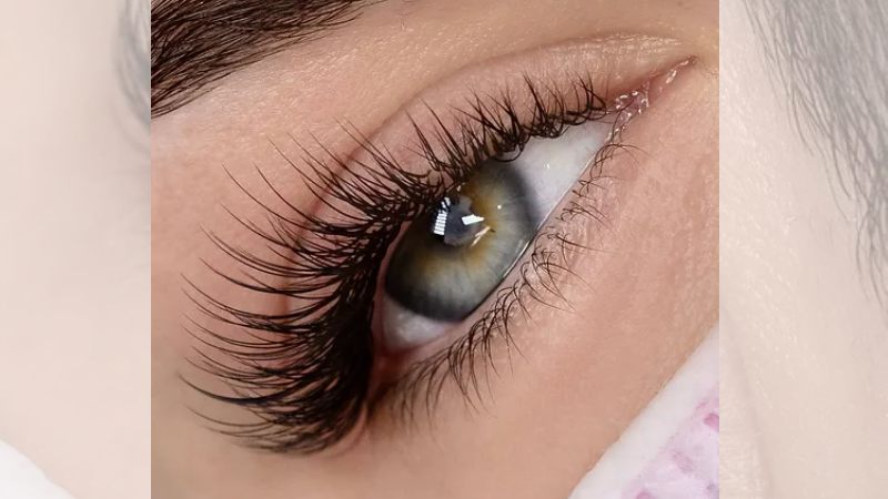 مزایای اکستنشن مژه به جای ریمل