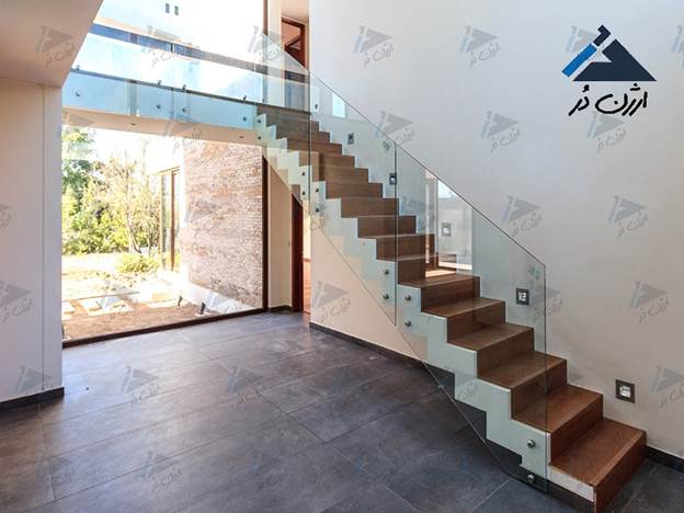 نرده شیشه ای